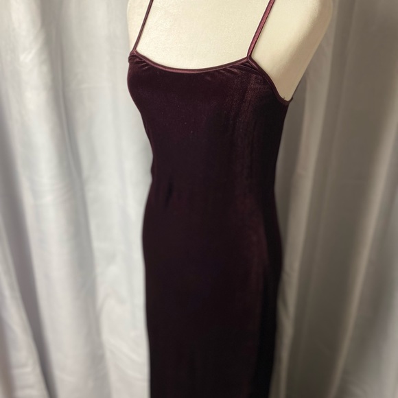 BISOU BISOU velour body con dress. - Picture 6 of 8